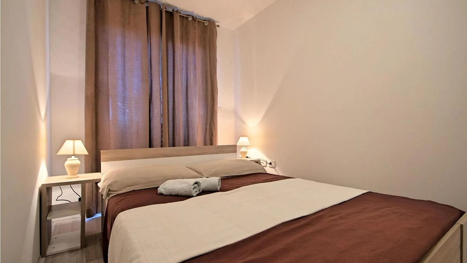Zlatna Apartment Umag