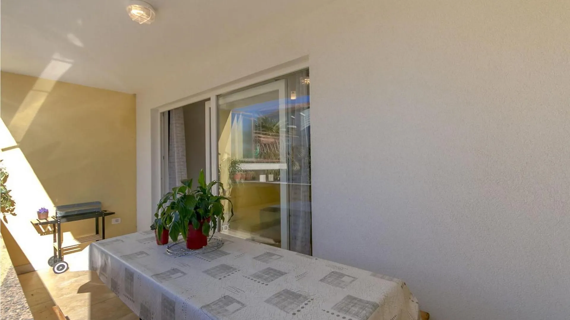 Zlatna Apartment Umag